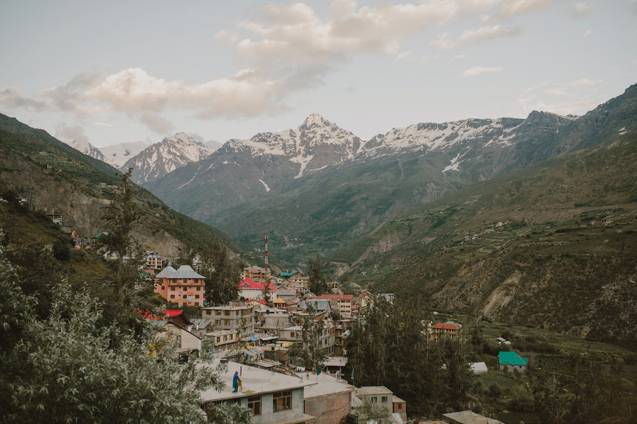 Exploring-the-hidden-gems-of-travel-in-Delhi-to-Manali-Shimla-with-Agra