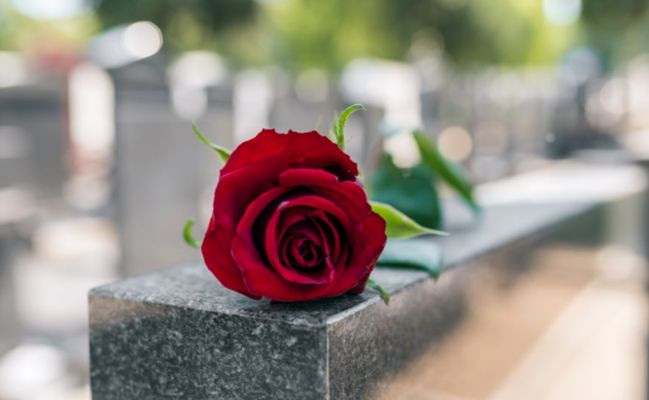 Избор на погребални цветя