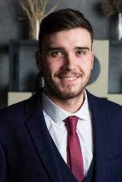 Alex Image.jpg