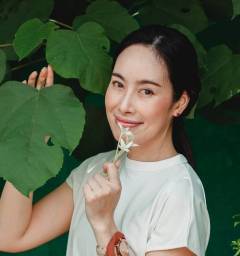 chrisial-ling.jpg